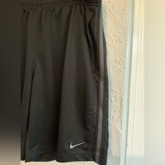 Nike Men's Black with Gray Stripe Athletic Shorts - Picture 2 of 6